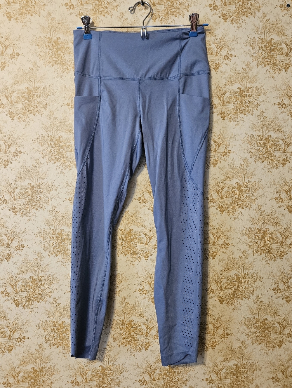 Small NWOT icy Blue Leggings
